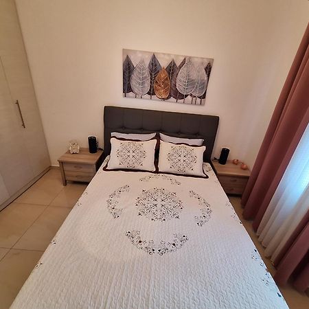 Mache'S Home Patitiri  Luaran gambar
