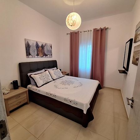 Mache'S Home Patitiri  Luaran gambar